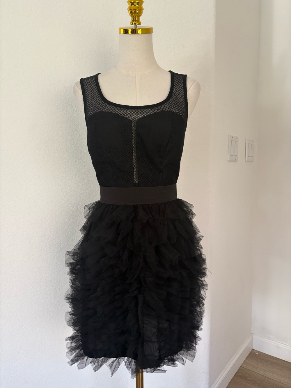 BCBG Generation Black Tulle Ruffle Corset Mini Dress Size 2